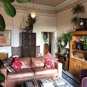  Apartment Plant Yourself In The Very Centre Of - Free Parking