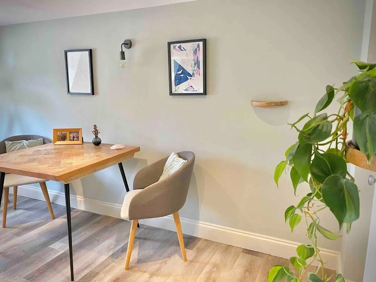Georgian Loft Apartment - Central Бат